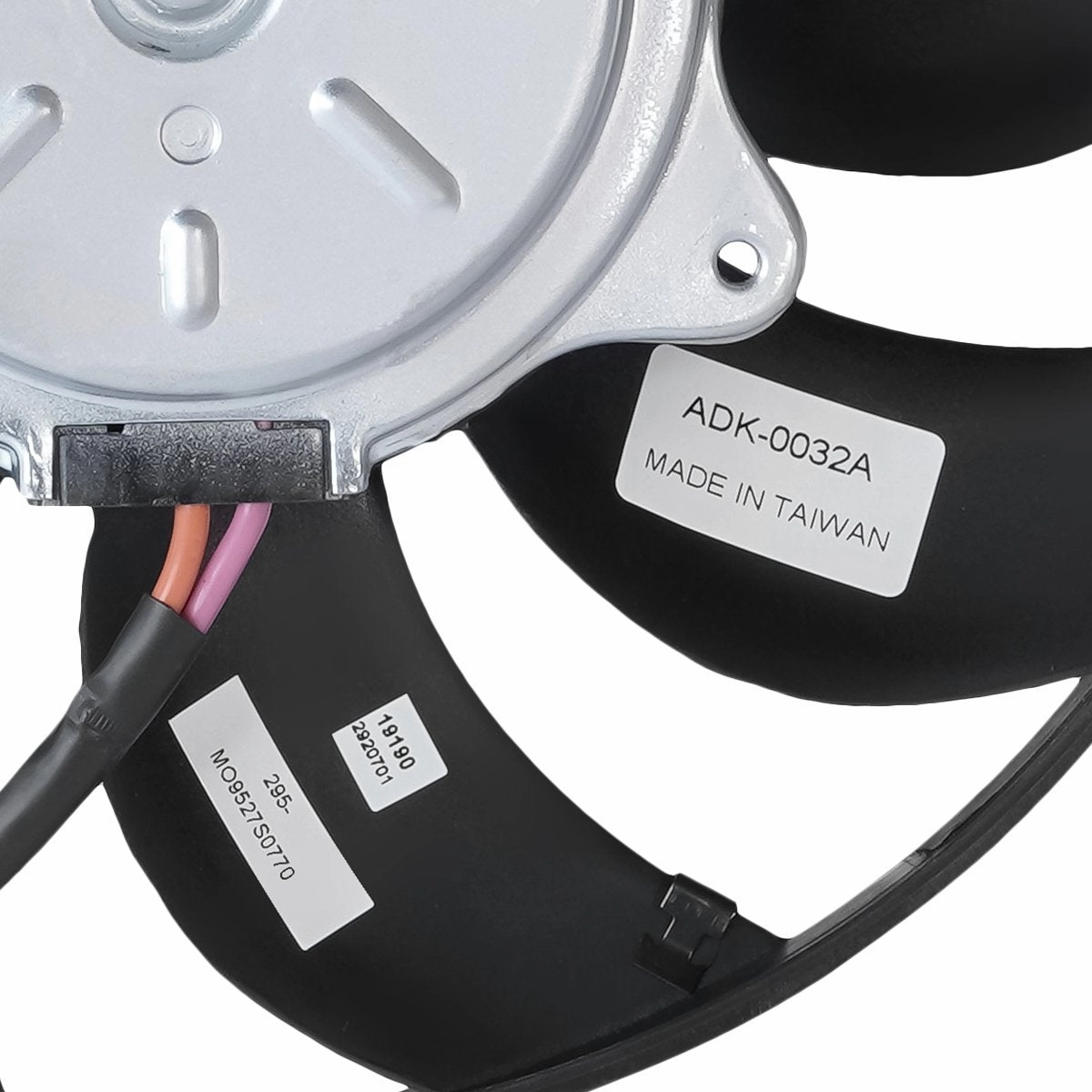 02-08 Audi A4 02-04 A6 1.8T 2.0T Quattro Radiator Cooling Fan Assembly - AU3117107