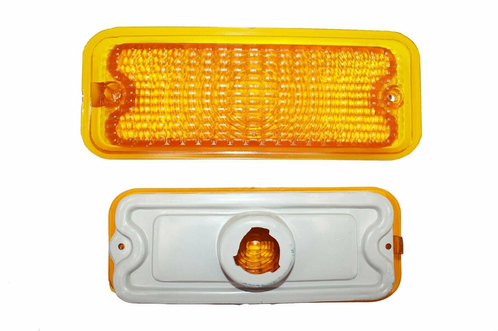 GM 73 74 75 76 77 78 79 80 GMC CHEVROLET CHEVY TRUCK C10 PARK LIGHT LENS HOUSING