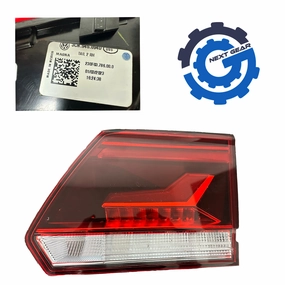 New OEM Inner Tail Light Assembly Led RH 2021-2023 Volkswagen Atlas 3CN945094D