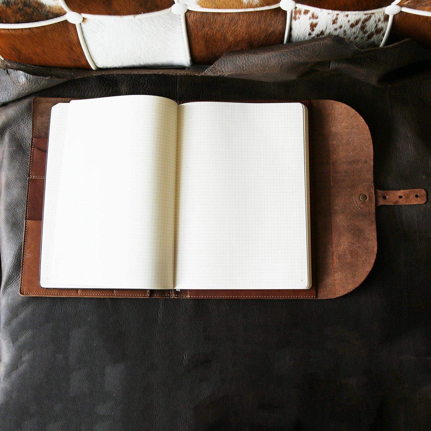 THE OFFICIALLY LICENSED MARINE CORPS Artisan Personalized Fine Leather A4 Moleskine Journal, Diary, Hard Cover Notebook