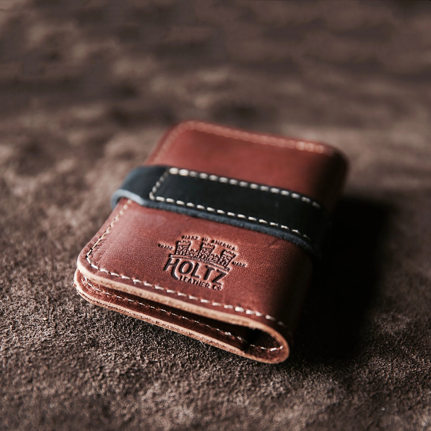 The Officially Licensed Marine Corps Doolittle Fine Leather Snap Closure Wallet BiFold